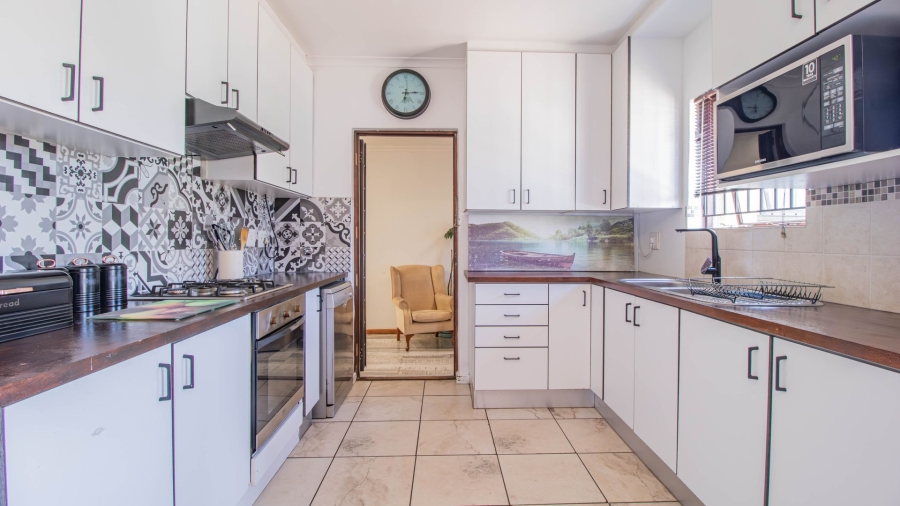 2 Bedroom Property for Sale in Victoria Park Western Cape